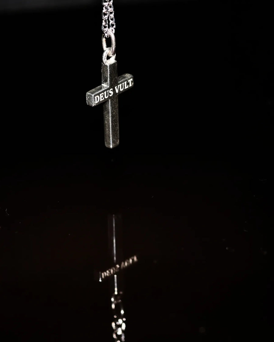 Croix catholique "DEUS VULT" en argent massif